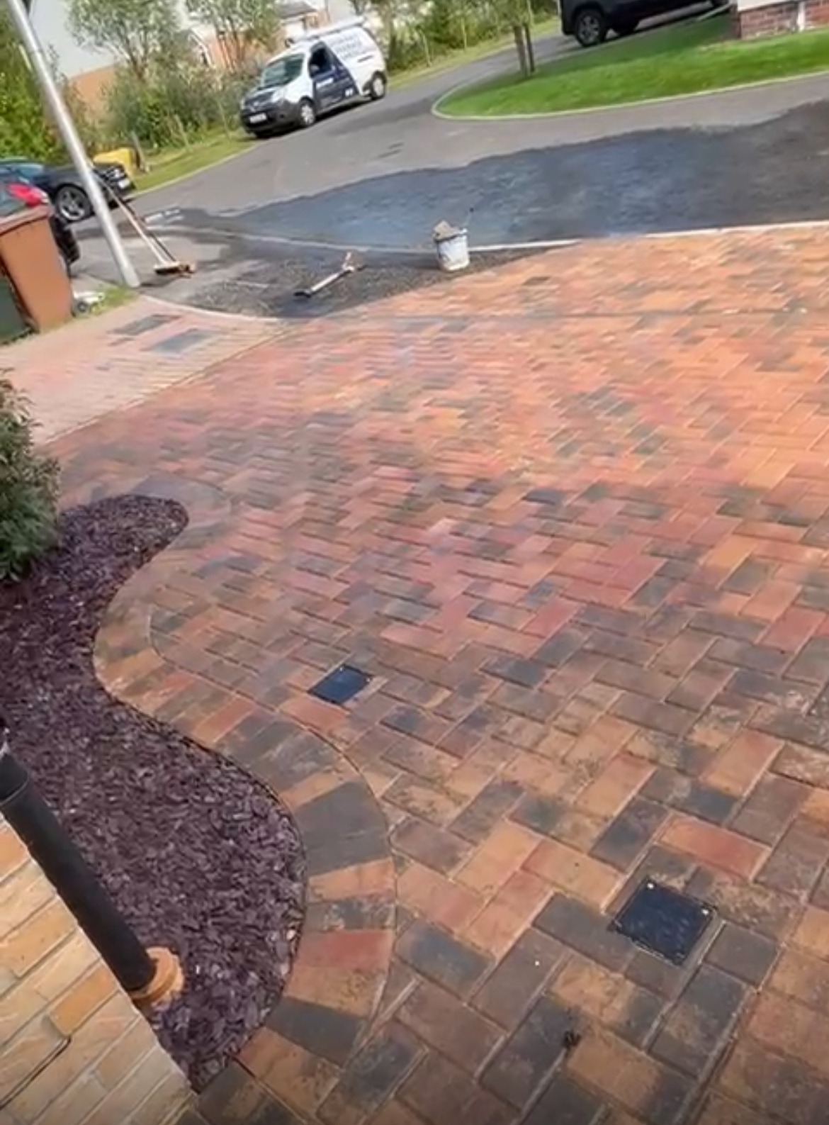 Transforming newbuild garden in Winchburgh with Tobermore driveway